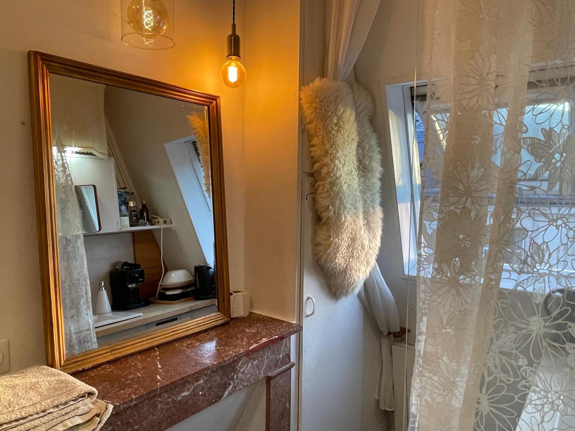 Belle Chambre Parijs Buitenkant foto